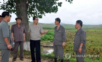 북한, 태풍 피해로 수확량 걱정…“가을걷이에 전국가적 집중“