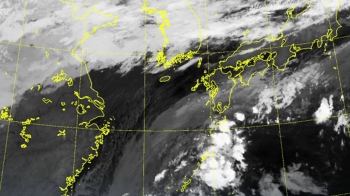 태풍 '타파' 거대 비구름 몰고 북상…“주말 전국 비바람“