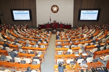 국회, 오늘 경제분야 대정부질문…'소득주도성장' 놓고 격돌