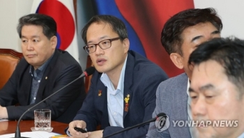 여당, '국회 회의 30% 무단결석시 의원제명안 자동상정' 검토