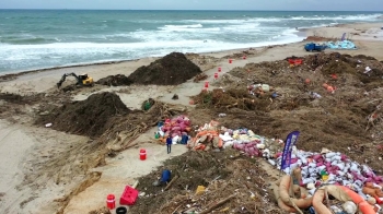 [뉴스미션] 태풍에 밀려든 '수천 톤 쓰레기'…수거에만 수개월
