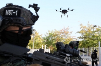 '미래 드론전 대비한다'…군용드론 '비행안전성 규제' 완화