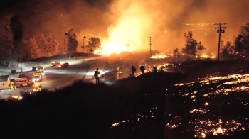 UCLA 등 임시휴교…미 캘리포니아 대형 산불 확산