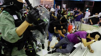 중 “홍콩 통제권 강화“에 시위 다시 격화…200여 명 체포