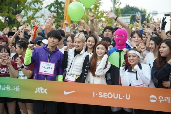 2019 JTBC 서울마라톤 성료…3만 시민-선수-스타 '함께'