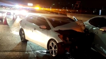서울외곽순환도로서 사고…차량 3대 잇따라 부딪혀