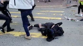 홍콩 경찰 '실탄 발사'에 시위 격화…'친중' 시민에 방화