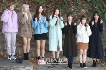 [포토]민주, '공원소녀 멤버들과 즐거운 미소'