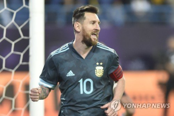 한국전 앞둔 브라질, '메시 복귀' 아르헨티나에 0-1 패배