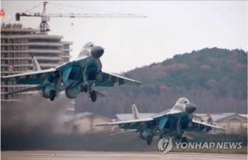 북 김정은, 2년만에 전투비행술대회…한미공중훈련 '맞대응'