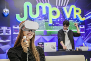 SKT, 글로벌 VR 세상 '버추얼 소셜 월드' 론칭