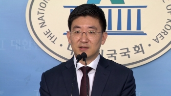 “한국당 의원 '나만 빼고 물갈이' 인식…'좀비 정치' 대표적 예“