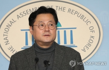 홍익표, '김기현 비리' 첩보문건 공개…“청와대 하명수사 내용 없다“