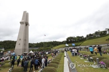 40년만의 5·18 피해자 트라우마 전수조사 난항…국비 확보 무산