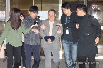 '가사도우미 성폭행' 김준기 전 DB회장 “사실관계 인정“