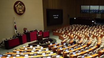 “성탄절에 국민께 송구“…사흘째 필리버스터 맞불전