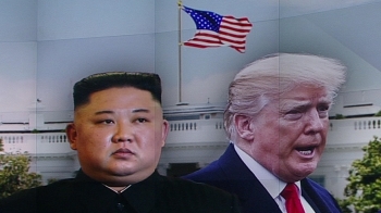 백악관 “김정은 행보, 지켜보고 있다“…북한에 경고음