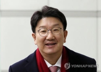 검찰, '강원랜드 채용비리' 권성동 항소심서 징역 3년 구형