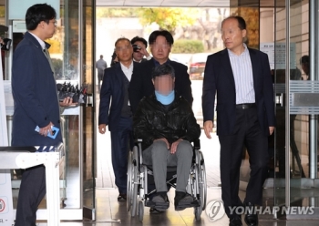 웅동학원 채용비리 2명 오늘 1심 선고…조국 일가 사건 첫 판결