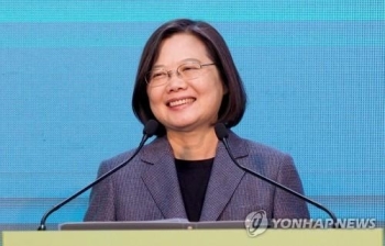 대선 압승 대만 차이잉원,  18개월만에 민진당 주석직 복귀