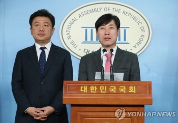 새보수당, 한국당에 별도 통합협의체 구성 제안