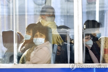 북한 “치료용 마스크·소독비누 개발“…코로나19 자구책 안간힘