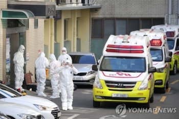 중국 언론 “일본·한국 등 코로나19 대응 늦다“ 훈수