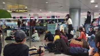 베트남 호치민서 '부산발 승객' 7시간 동안 공항 억류