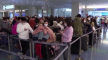 일본 “한·중서 온 입국자 2주간 격리“…비자도 정지
