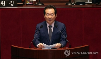 정총리 “경제충격 적극대응 어느때보다 절실…재정건전성 양호“