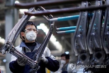 예상보다 큰 코로나19 충격…중국 산업생산 사상 첫 마이너스