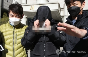 텔레그램서 미성년자 '노예' 지칭하며 성 착취…억대 수익