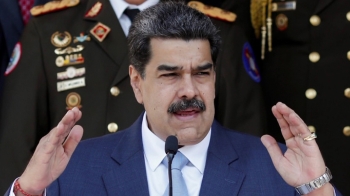 미국, 베네수엘라 대통령 '마약 테러 혐의'로 기소
