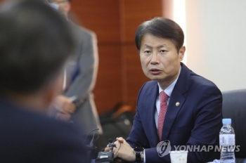 “코로나19 폭발적 감염 한국서도 나타날 수 있어…엄중한 상황“