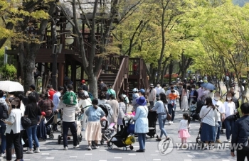 내일은 어린이날…“동물원 동물 만지지 말고 거리두기 지키세요“