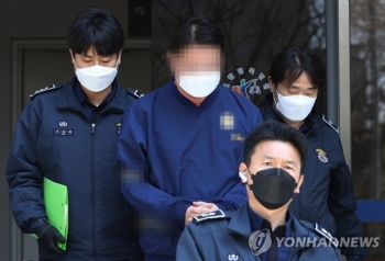 '라임 부실펀드 판매' 신한금투 전 본부장 첫 재판서 혐의 부인