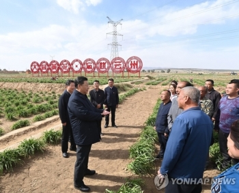 시진핑 “코로나19 긴장 늦추지 말라…재확산 방지 중요“