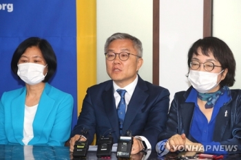 '검찰개혁' 최강욱,  양당에 법사위 배정 요청