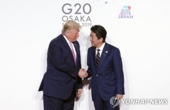 G7정상회의 참석 의욕 아베…'귀국후 2주 격리' 딜레마