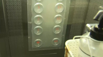 엘리베이터 '항균 필름' 있어도…“바이러스 4시간 생존“