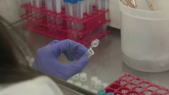 [아침& 지금] 과학자 239명 “코로나, 비말 아닌 공기 감염“