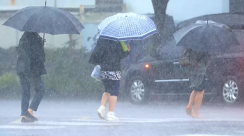 전국 장마전선 북상…남부·충청지방 호우특보 발효 