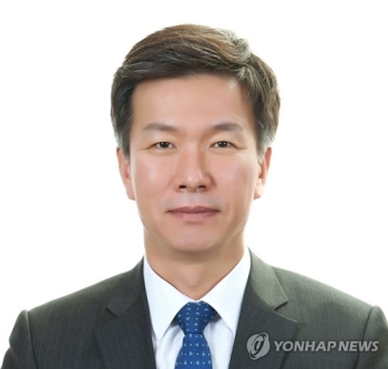 “국세청장 후보자, 강남아파트 처제 명의로 매입 의혹“