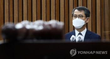 이흥구 후보자 “사법부 비판은 독립성 침해 않는 선에서 가능“