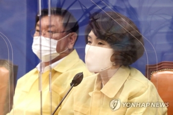 민주, 의료파업에 “방법론 재논의“…공공의대 일단 멈춤?