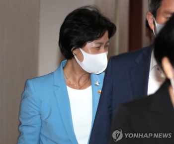 추미애 아들측 “카투사 규정, 육군과 달라…병가에 문제없어“