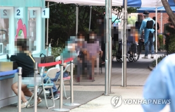 정부, 추석연휴 특별방역 세부조치 25일 발표…“거리두기 강화“