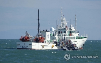 '공무원 사망발표 사흘째' 해수부 “월북여부 등 조사 관여 못해“