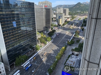 정부, 한글날 불법집회 강제해산-코로나19 전파시 손해배상 청구