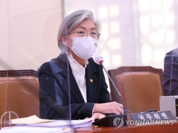 “오염수 방류가 일본 주권 사안이라니“…여야, 외교부 비판